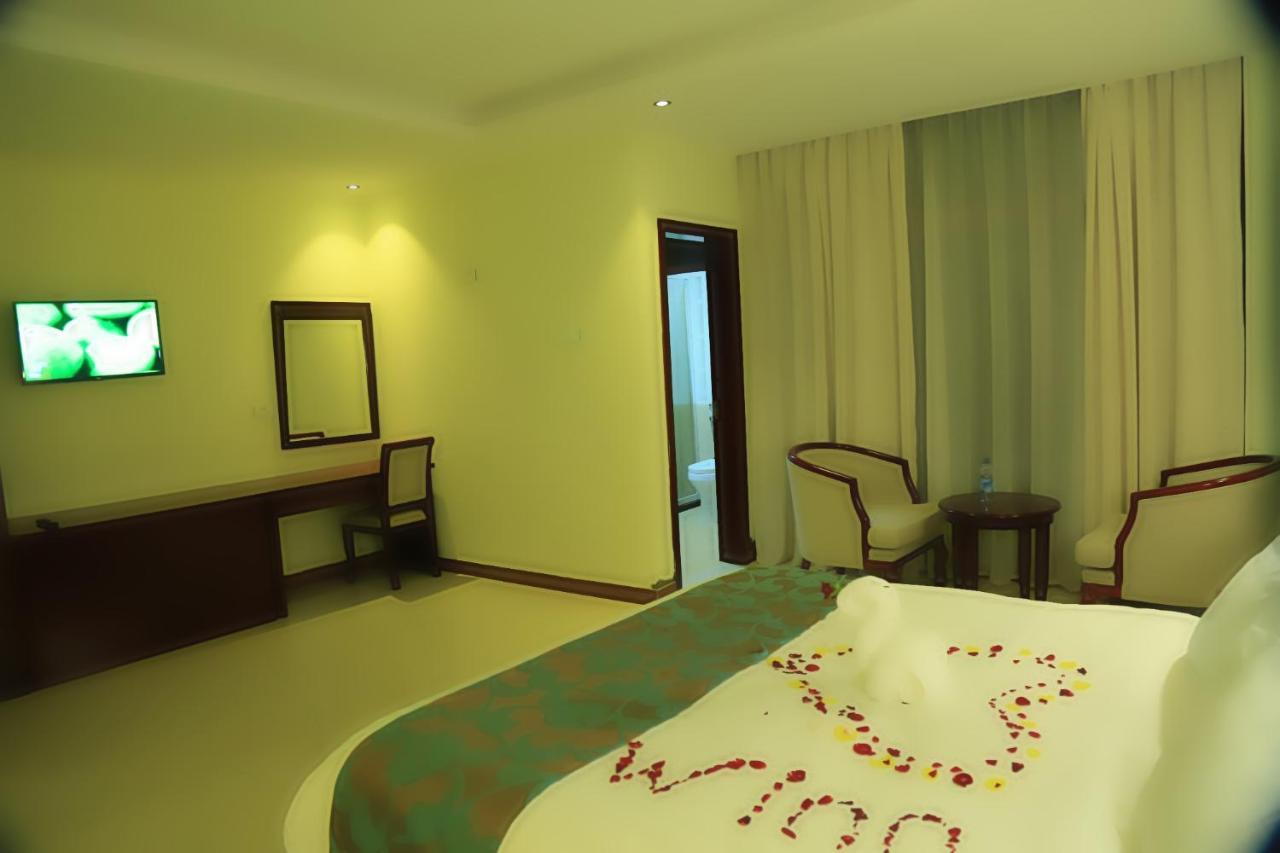 Winn Hotel - Bahir Dar Bagian luar foto