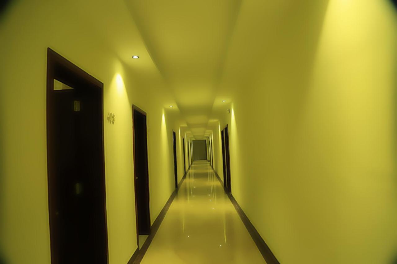 Winn Hotel - Bahir Dar Bagian luar foto