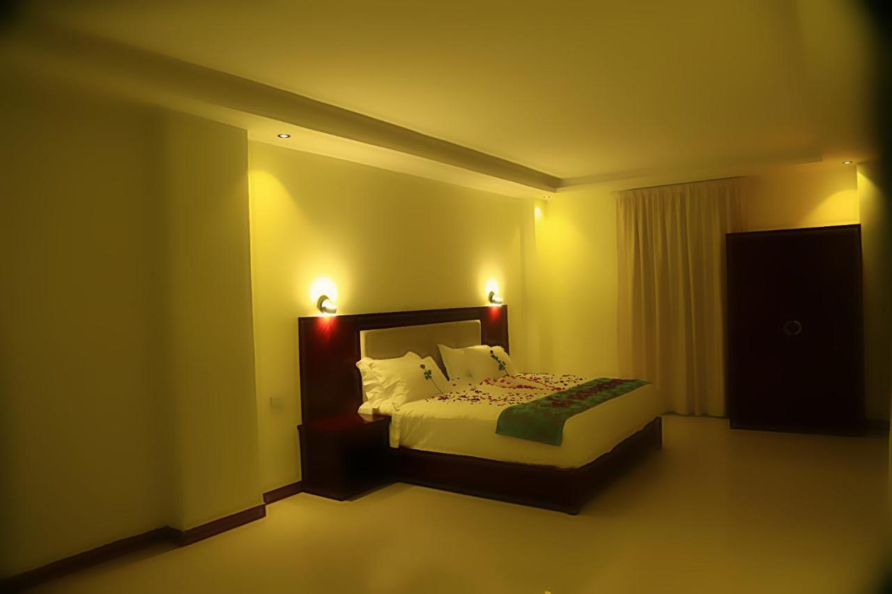 Winn Hotel - Bahir Dar Bagian luar foto