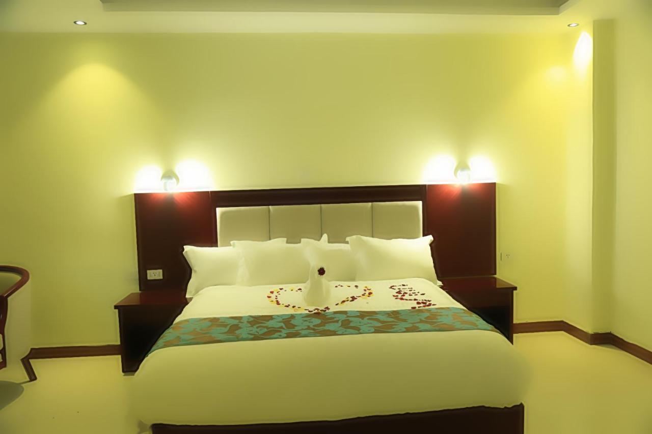 Winn Hotel - Bahir Dar Bagian luar foto