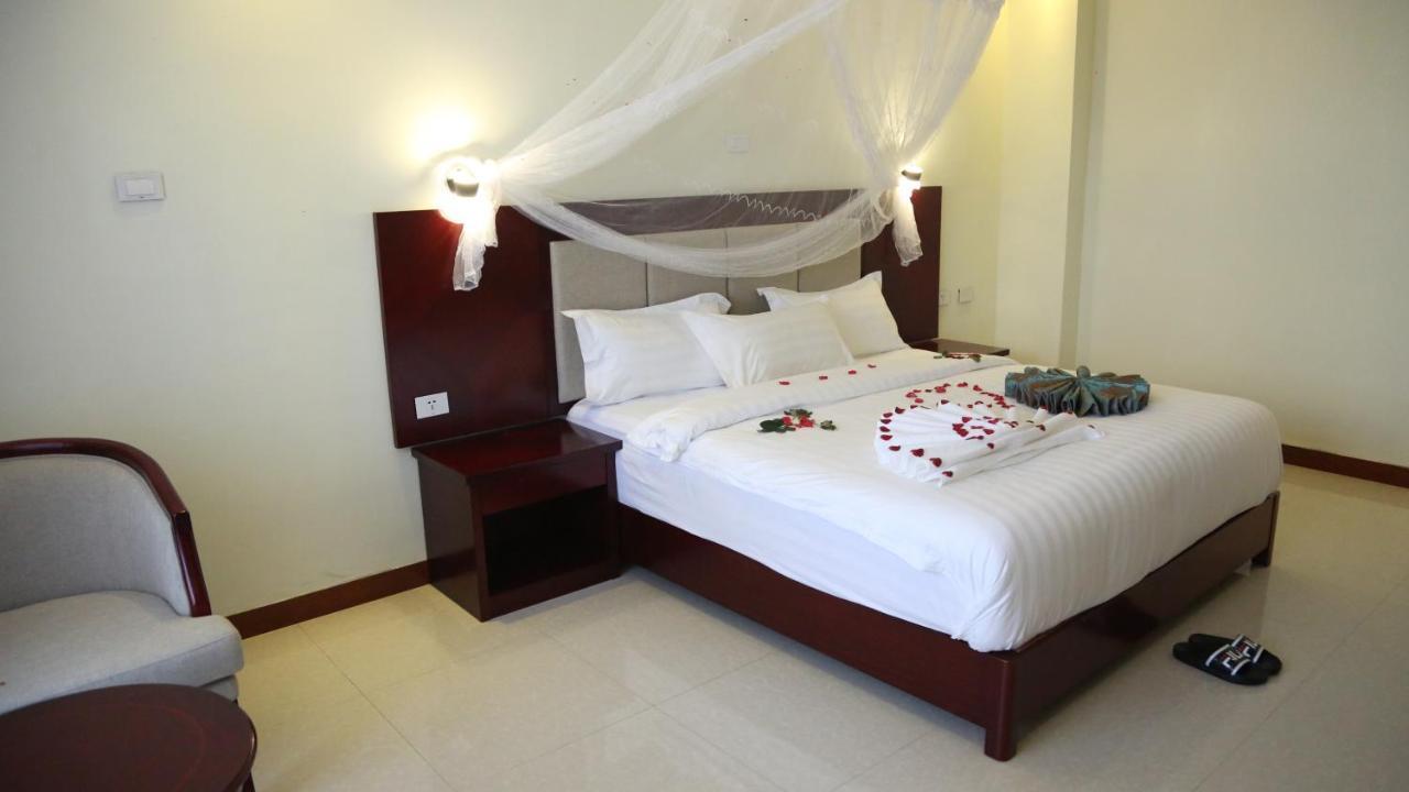Winn Hotel - Bahir Dar Bagian luar foto