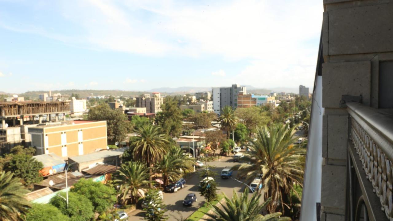 Winn Hotel - Bahir Dar Bagian luar foto