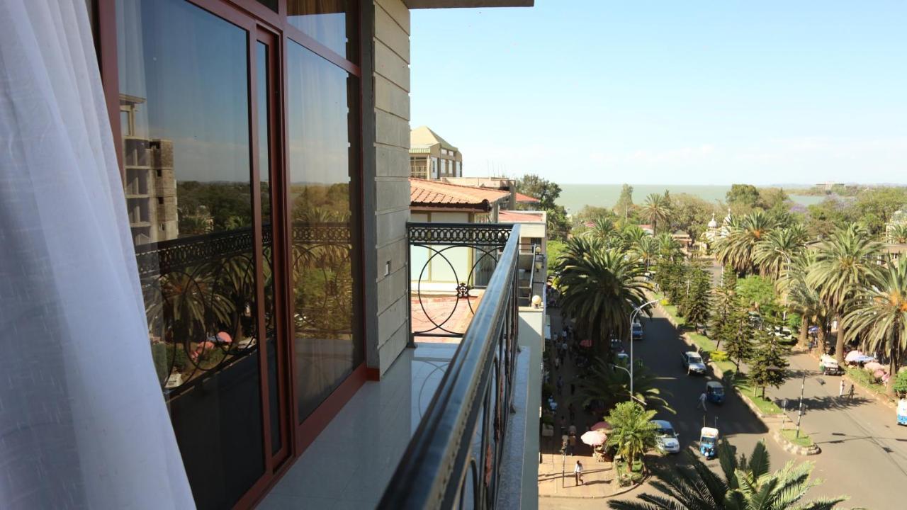 Winn Hotel - Bahir Dar Bagian luar foto
