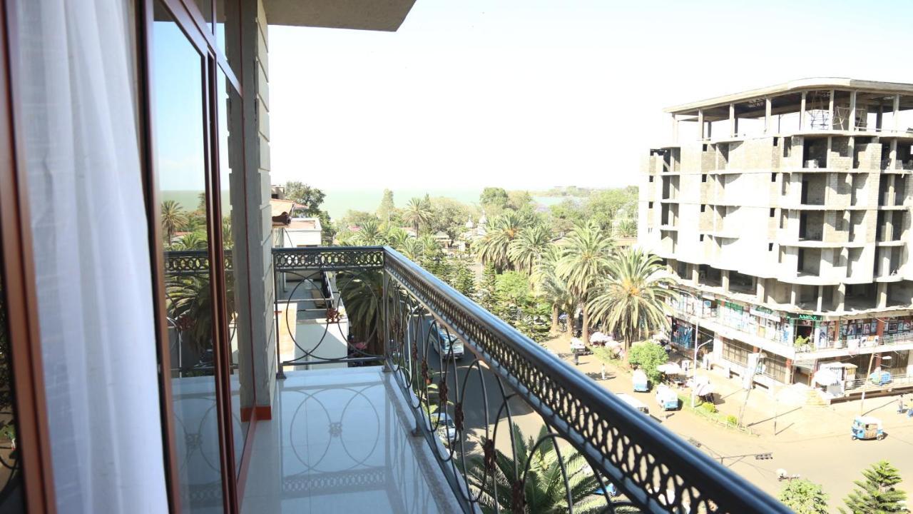 Winn Hotel - Bahir Dar Bagian luar foto