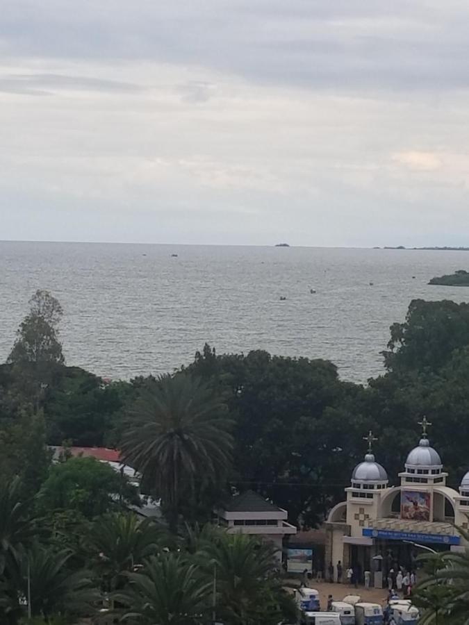 Winn Hotel - Bahir Dar Bagian luar foto