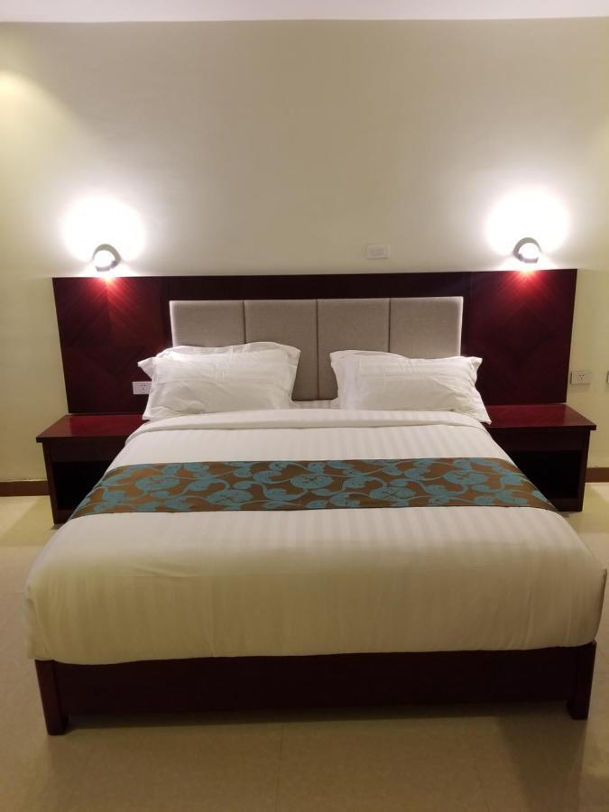 Winn Hotel - Bahir Dar Bagian luar foto